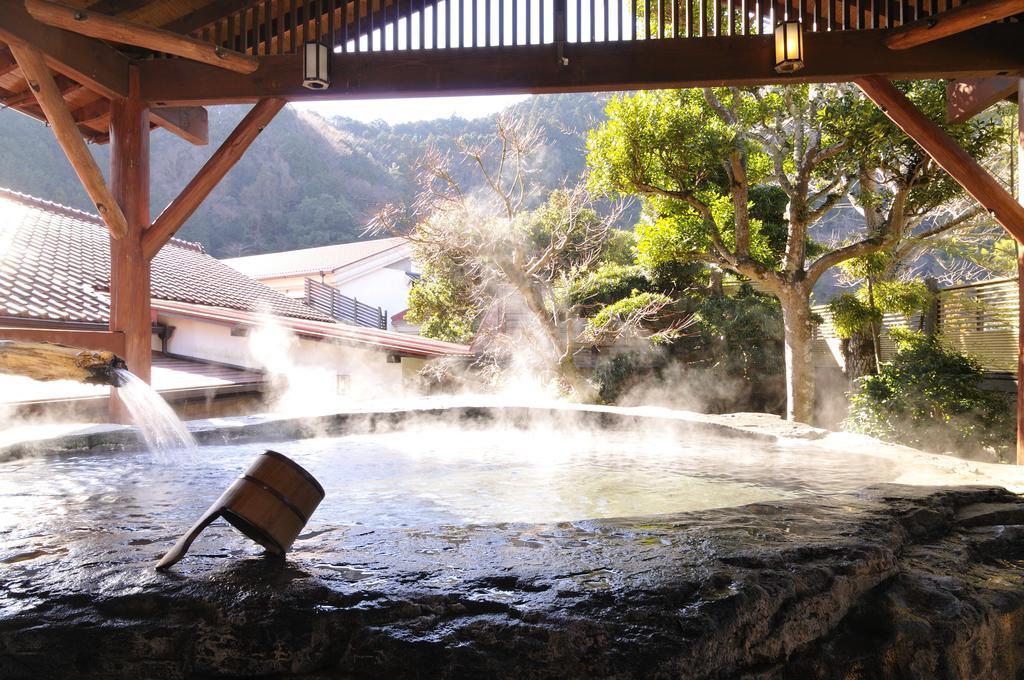 Shirakabeso Hotel Izu  Exterior photo