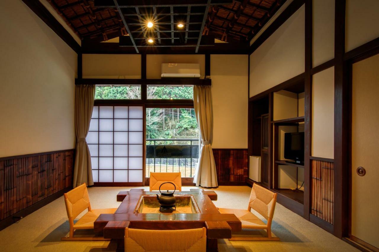 Shirakabeso Hotel Izu  Exterior photo